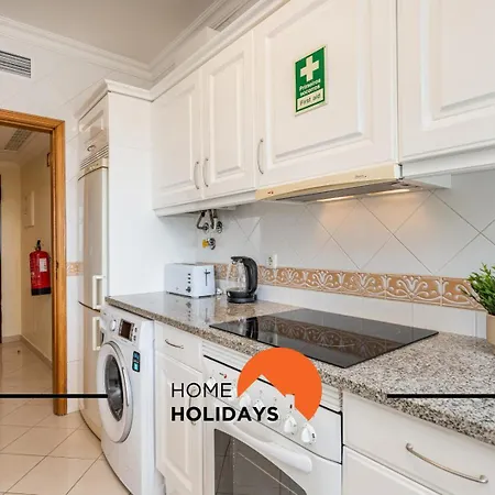 #271 T2 Bicos Flat U By Holidays *